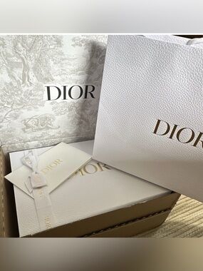 NEWDior Couture Lrg GiftBox w white Ribbon13x9.5x5,Gift Bag,Card,rev parcel box